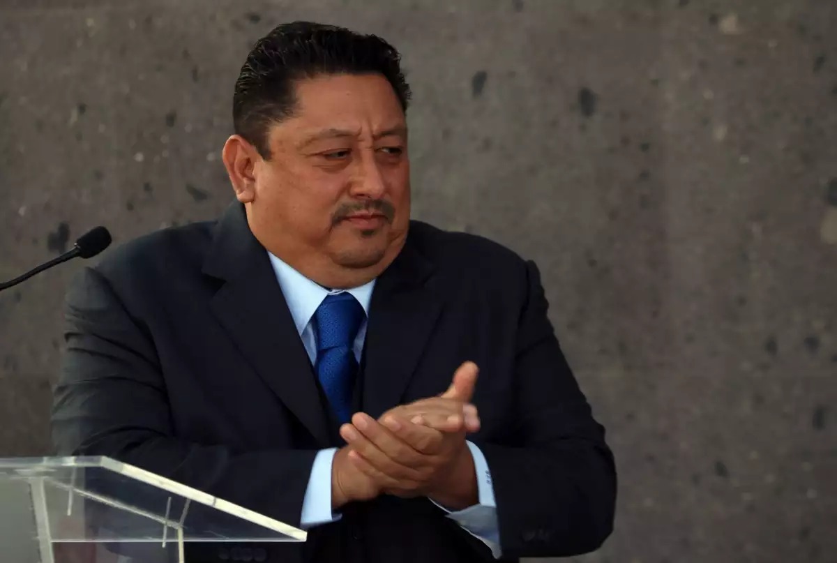 ¿Quién es Uriel Carmona, exfiscal morelense?