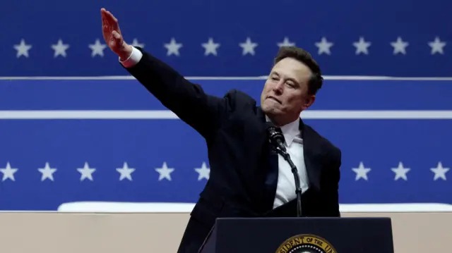 Recuerdan simbología nazi en super bowl 2025