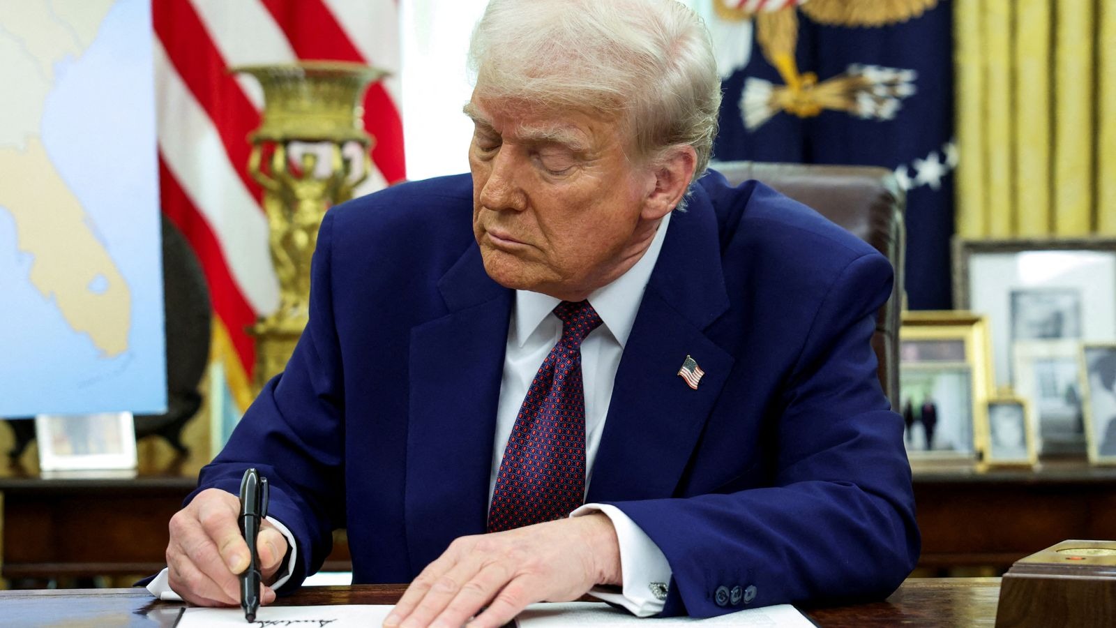 Salinas Pliego financió campaña de Donald Trump