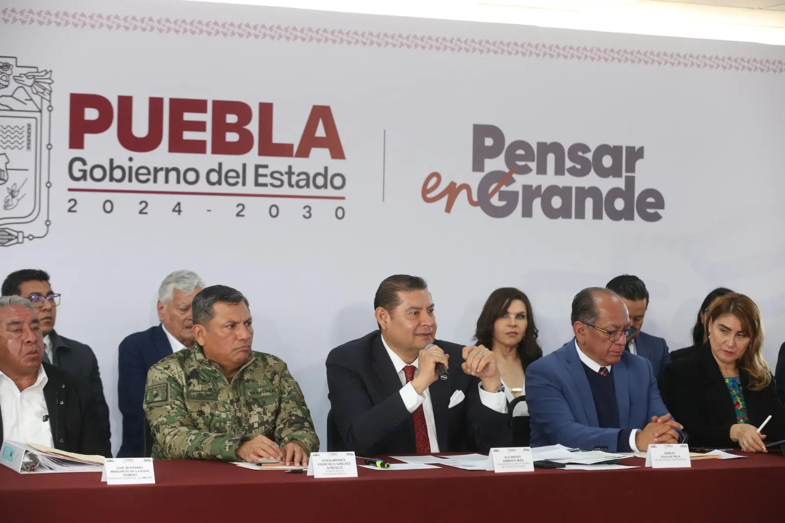 Senderos por la paz del gobierno de Puebla rescatan a joven en situación de calle