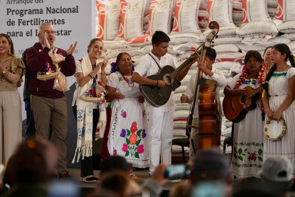 Sheinbaum, gira en Michoacán
