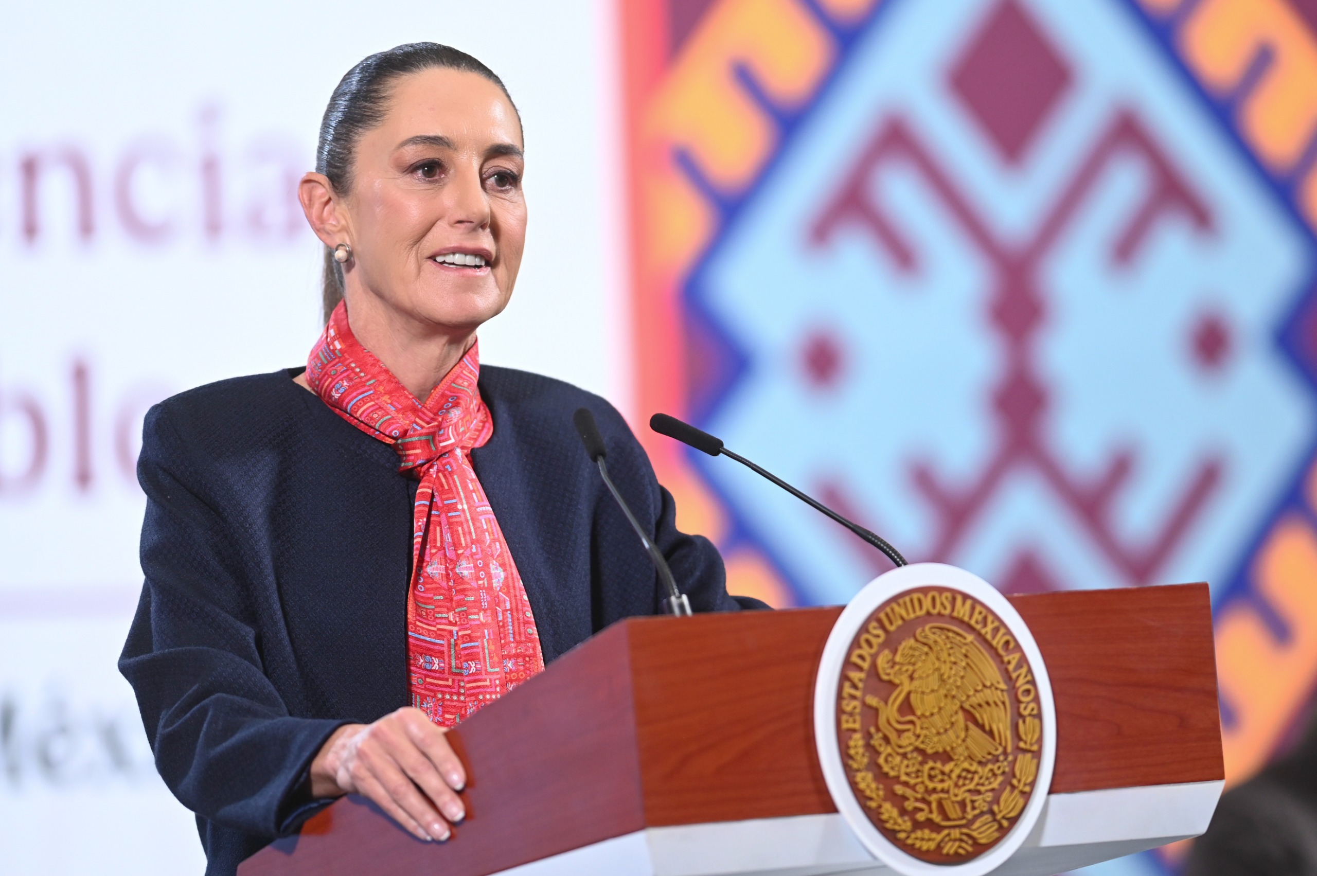 Sheinbaum respalda a Luisa González