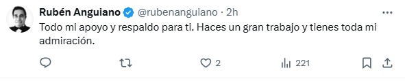 Apoyo a Renata Turrent y admiración