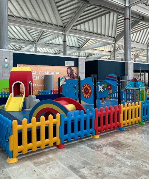 Arquitecto Juve3D celebra zona para niños en aeropuerto Felipe Ángeles