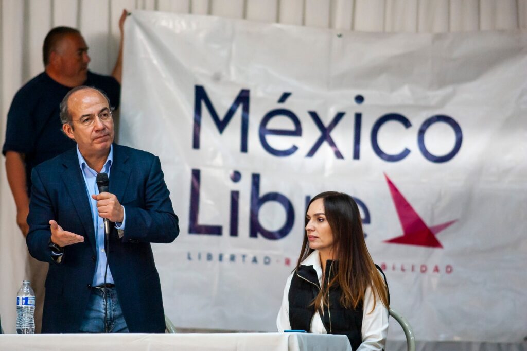 Calderón defiende a México Libre