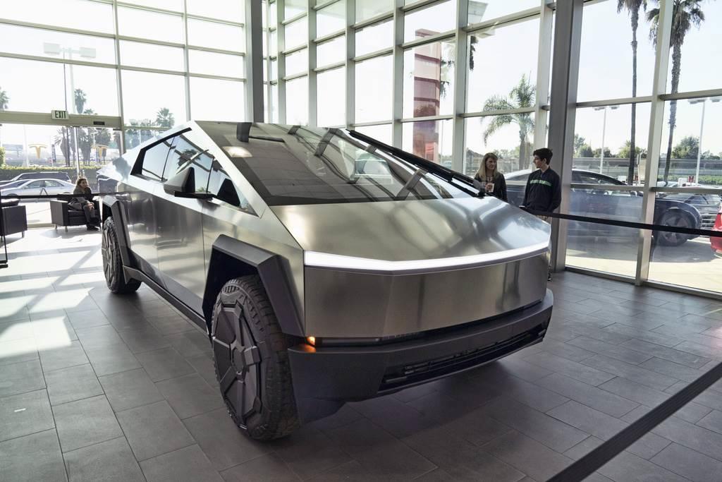 Cyber Truck, Tesla