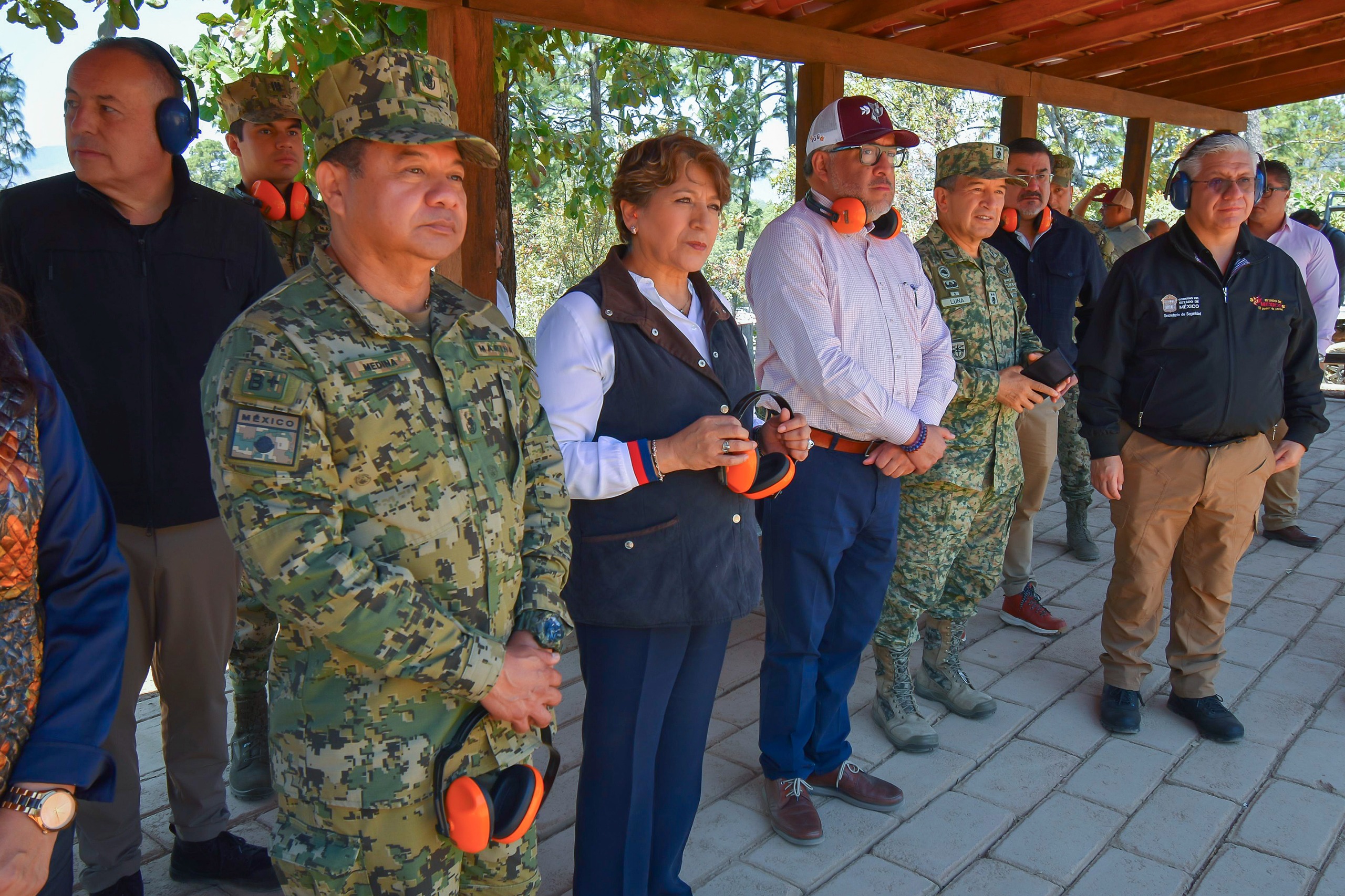 Delfina Gómez evento