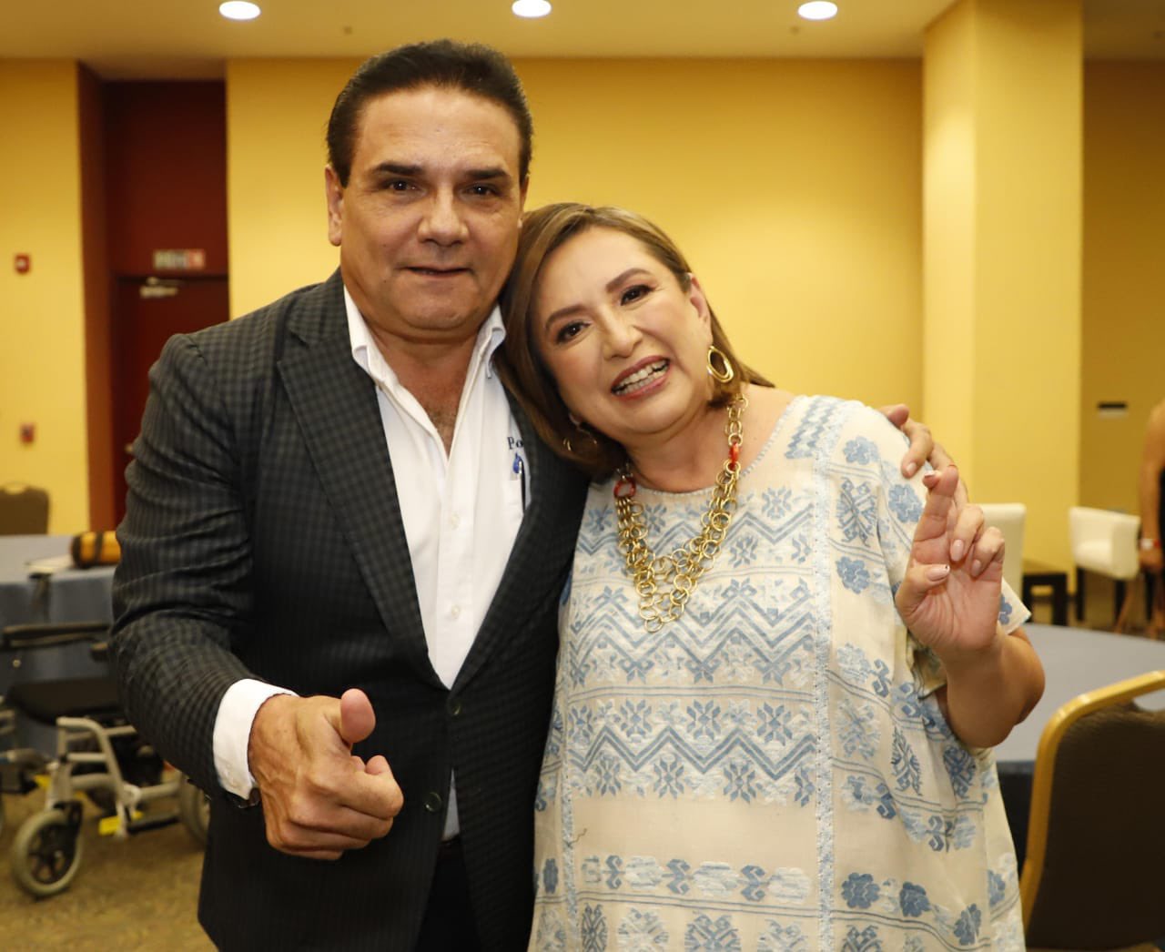 Detienen a excolaboradores de Silvano Aureoles