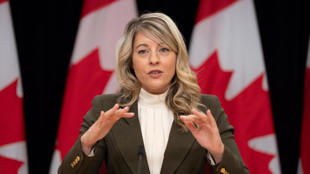Mélanie Joly contra China
