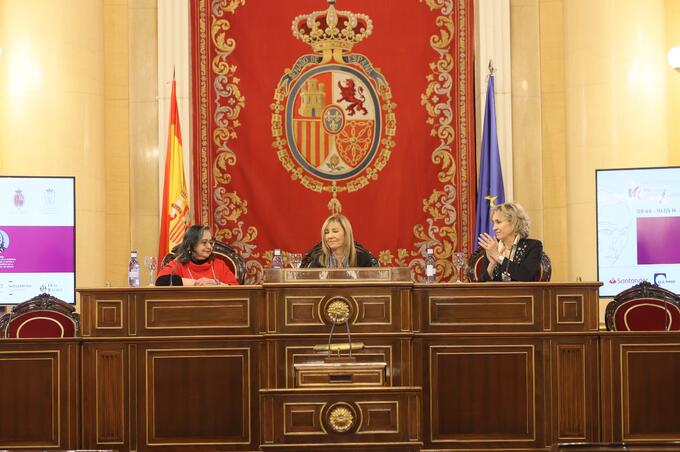 Norma Piña en evento, España