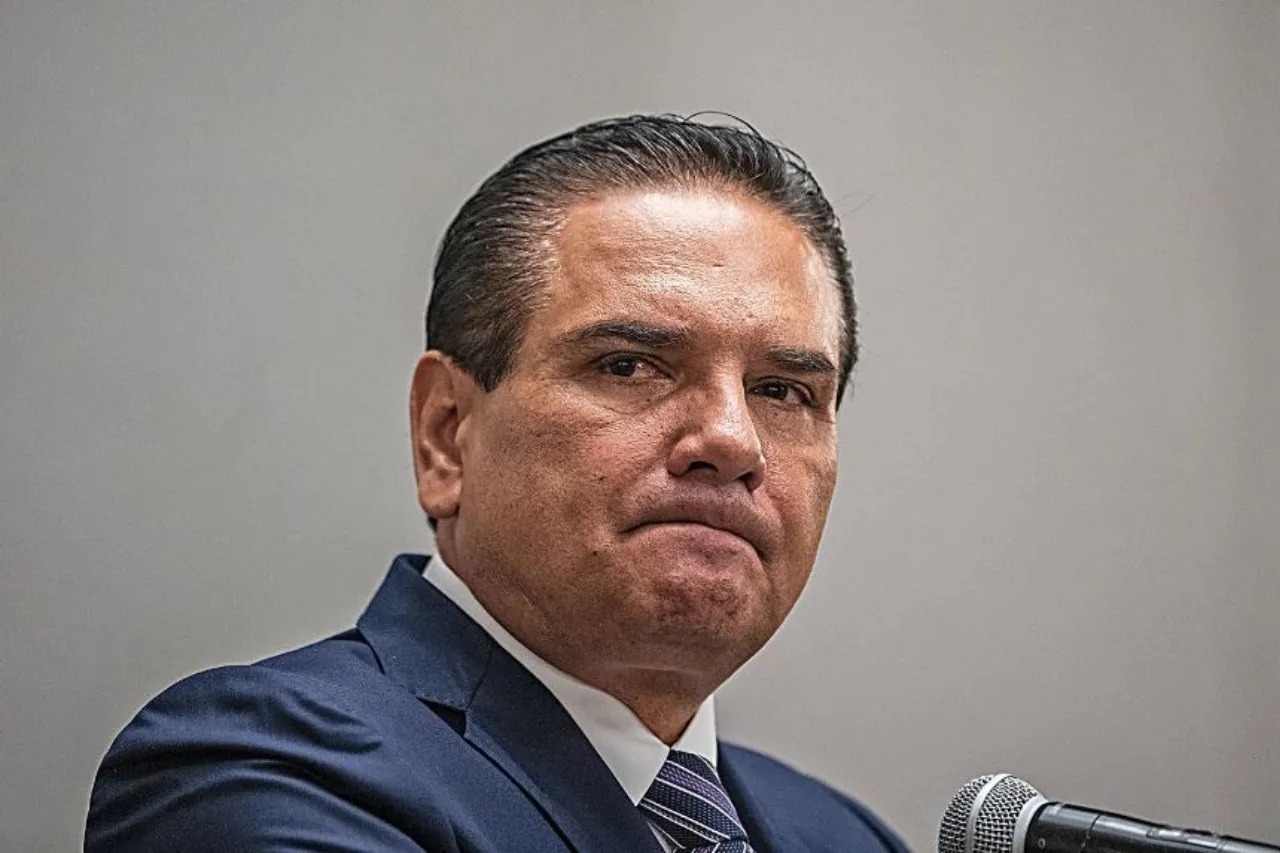 PRD exige juicio justo para excolaboradores de Aureoles