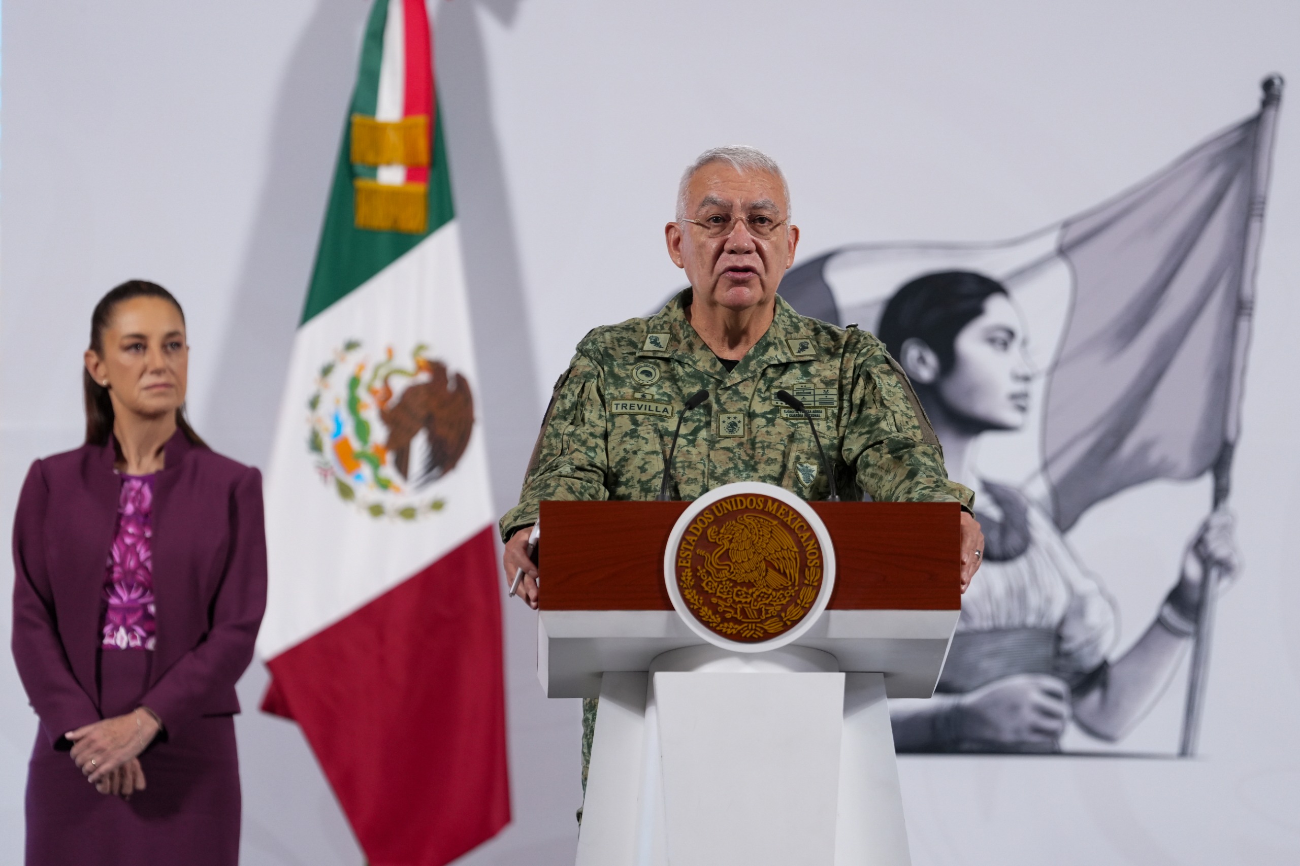 Secretario Defensa 