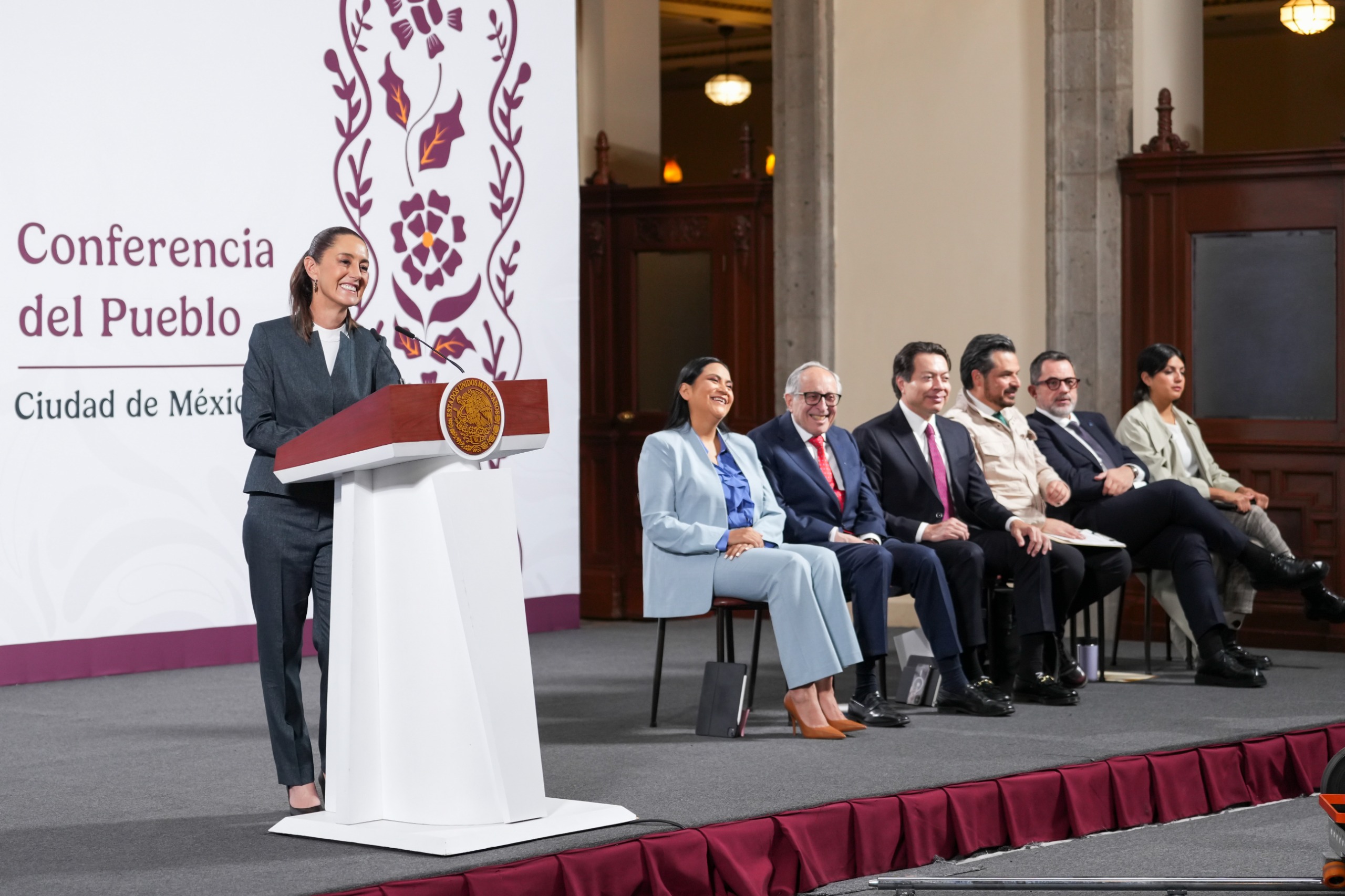 Sheinbaum aborda nepotismo
