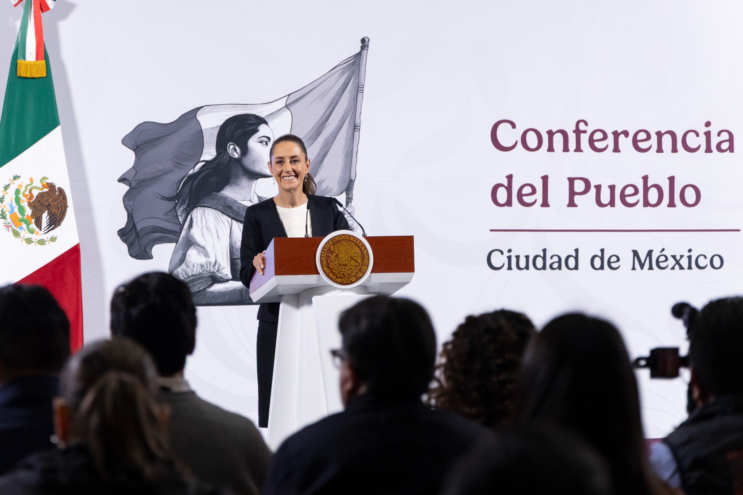 Sheinbaum responde a oposición