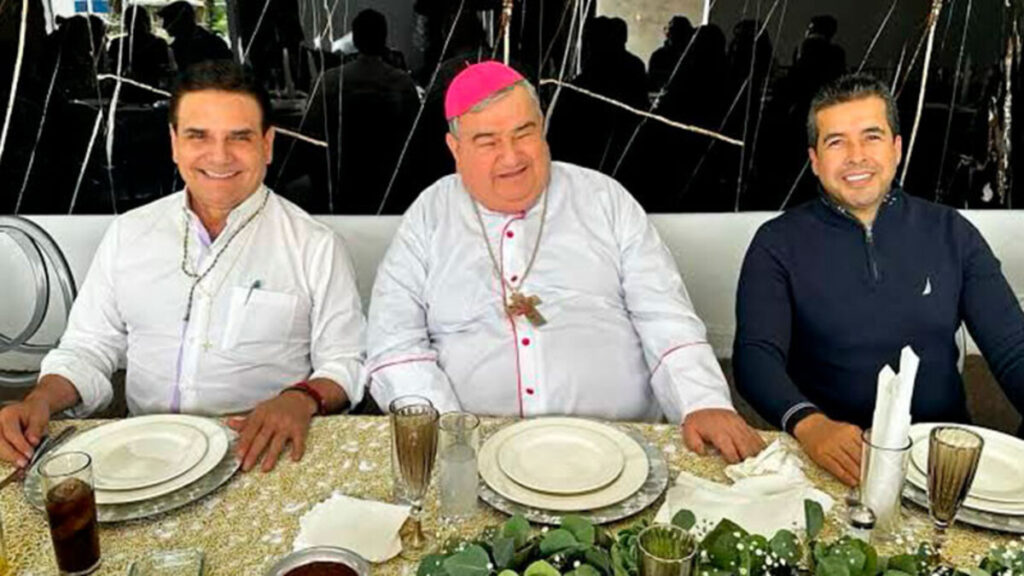 Silvano Aureoles y Arzobispo de Michoacán
