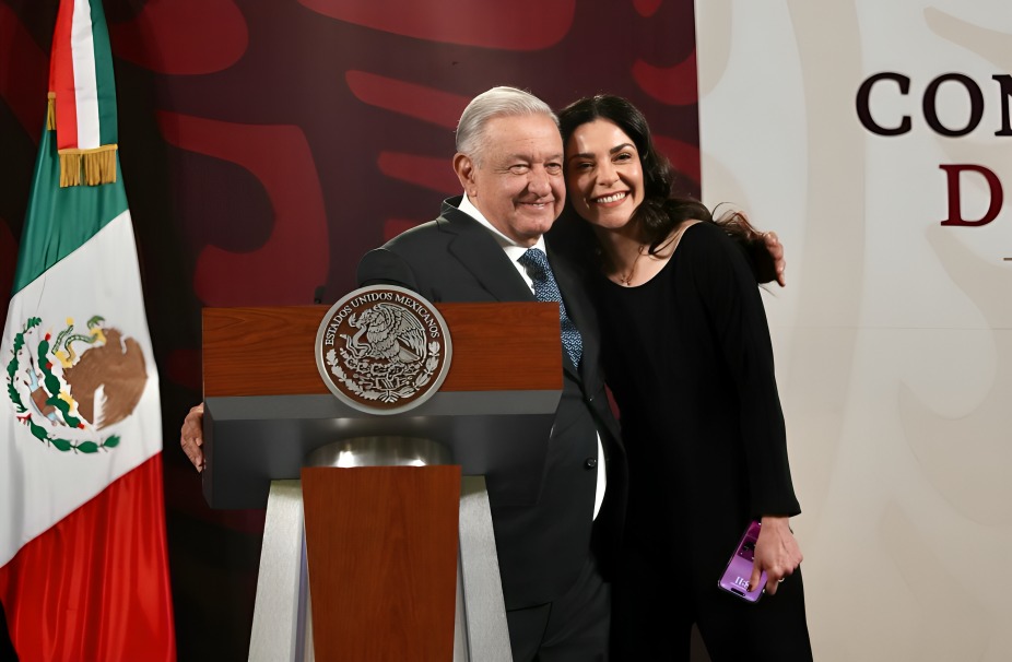 AMLO y Vilchis