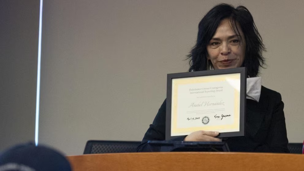 Anabel Hernández recibe el premio Fleischaker-Greene 2025