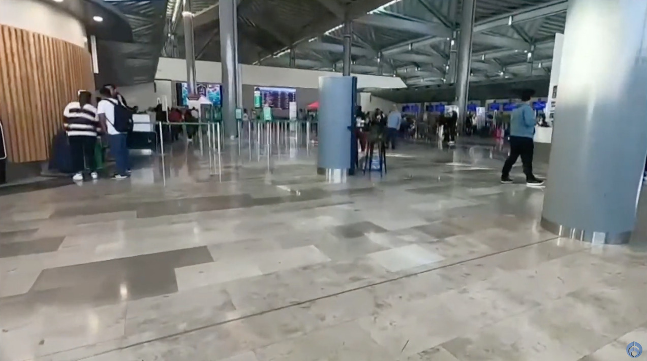 Azucena Uresti miente en afluencia del AIFA en Semana Santa