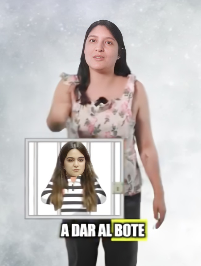 Guerra sucia contra Andrea Chávez