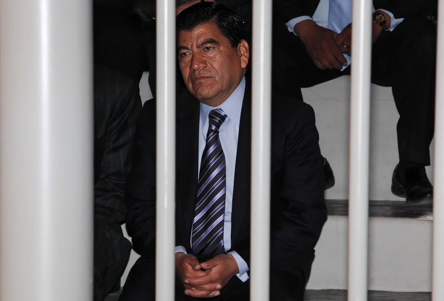 Juez concede suspensión a Mario Marín contra incomunicación