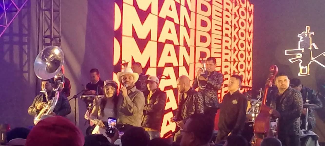 Komander XV años