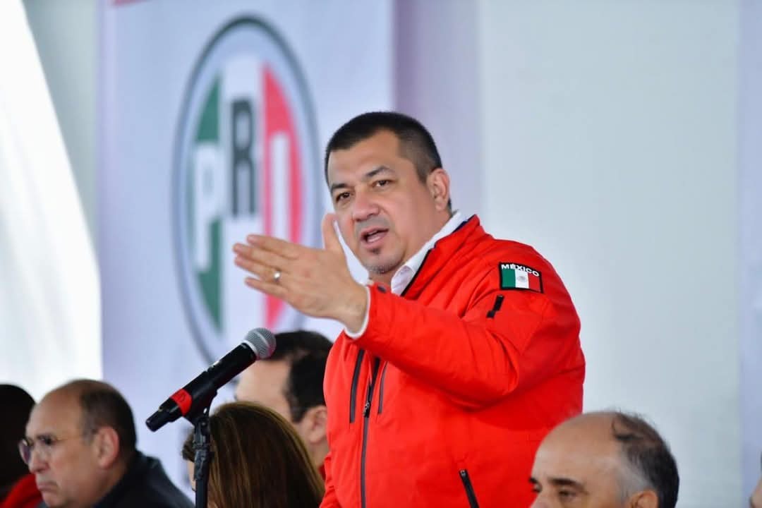 Alejandro Romero montaje