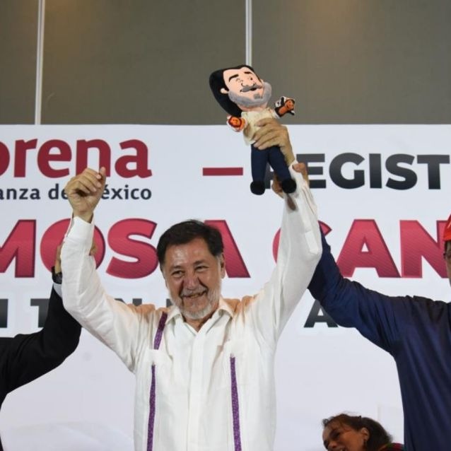 Noroña crítica encuesta de Latinus