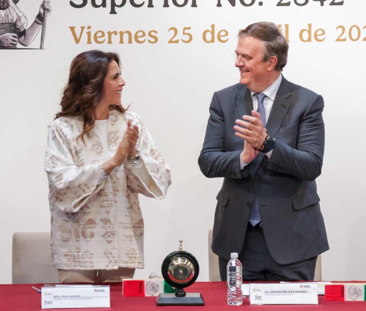 Olivia Salomón y Marcelo Ebrard
