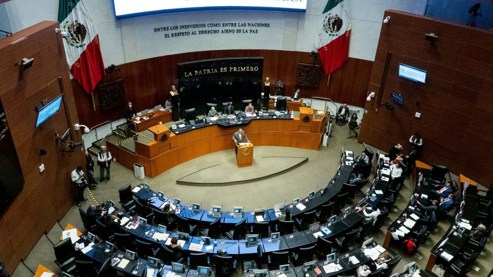 Senadores en México