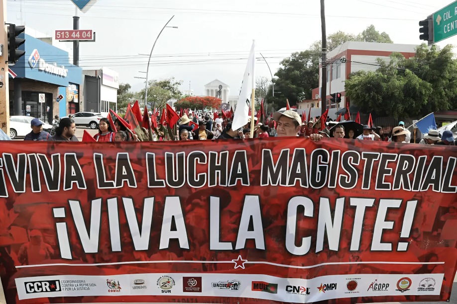 Los enemigos no son los maestros del CNTE. Los enemigos son los neoliberales