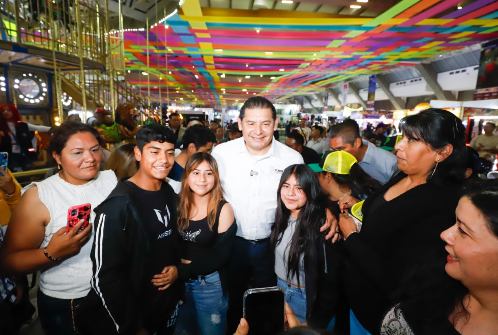 Armenta impulsa reactivación económica de Puebla