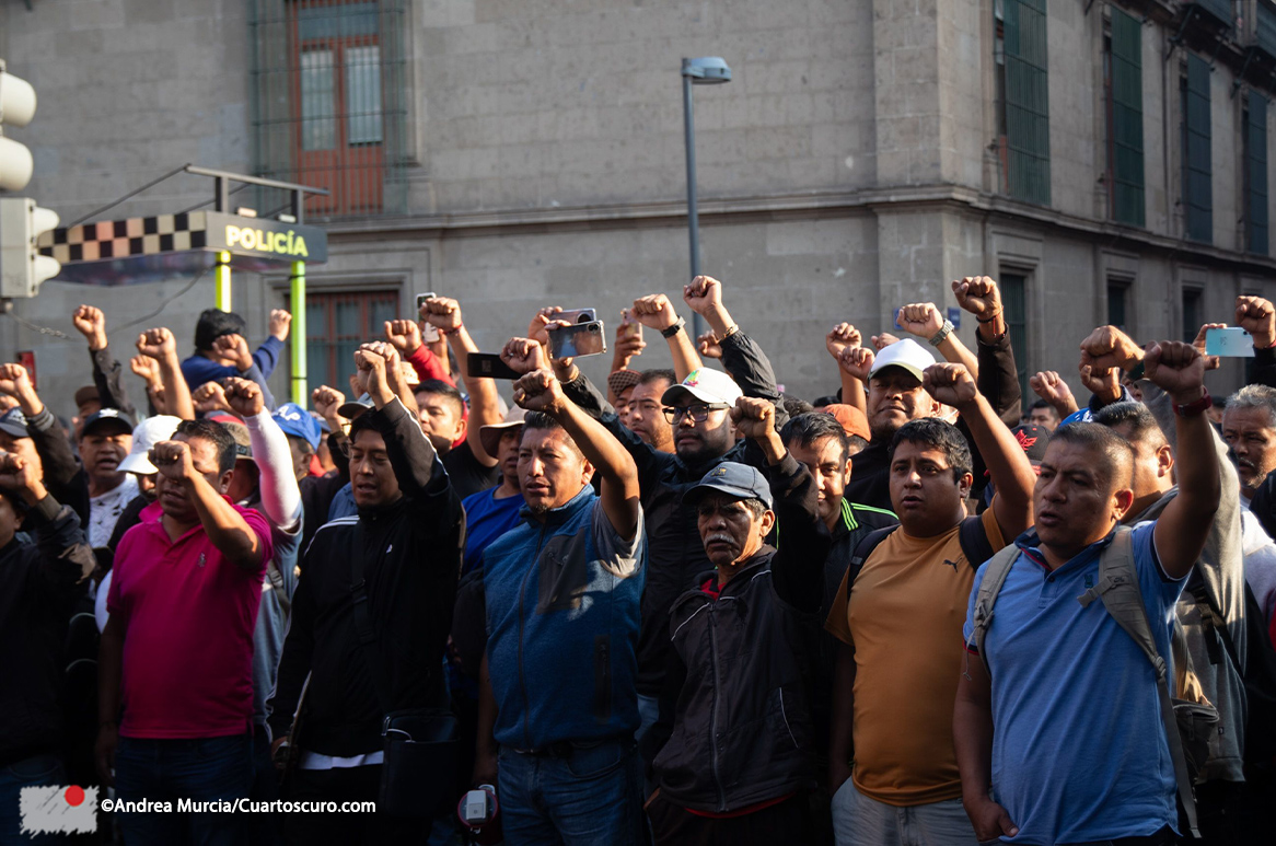 Bloqueo en Palacio Nacional