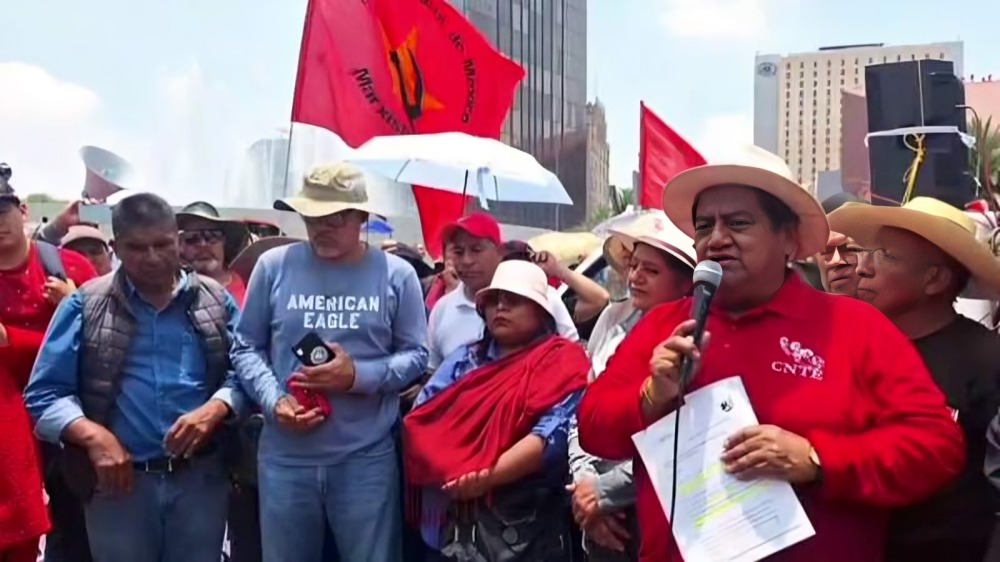 CNTE reitera bloqueo 