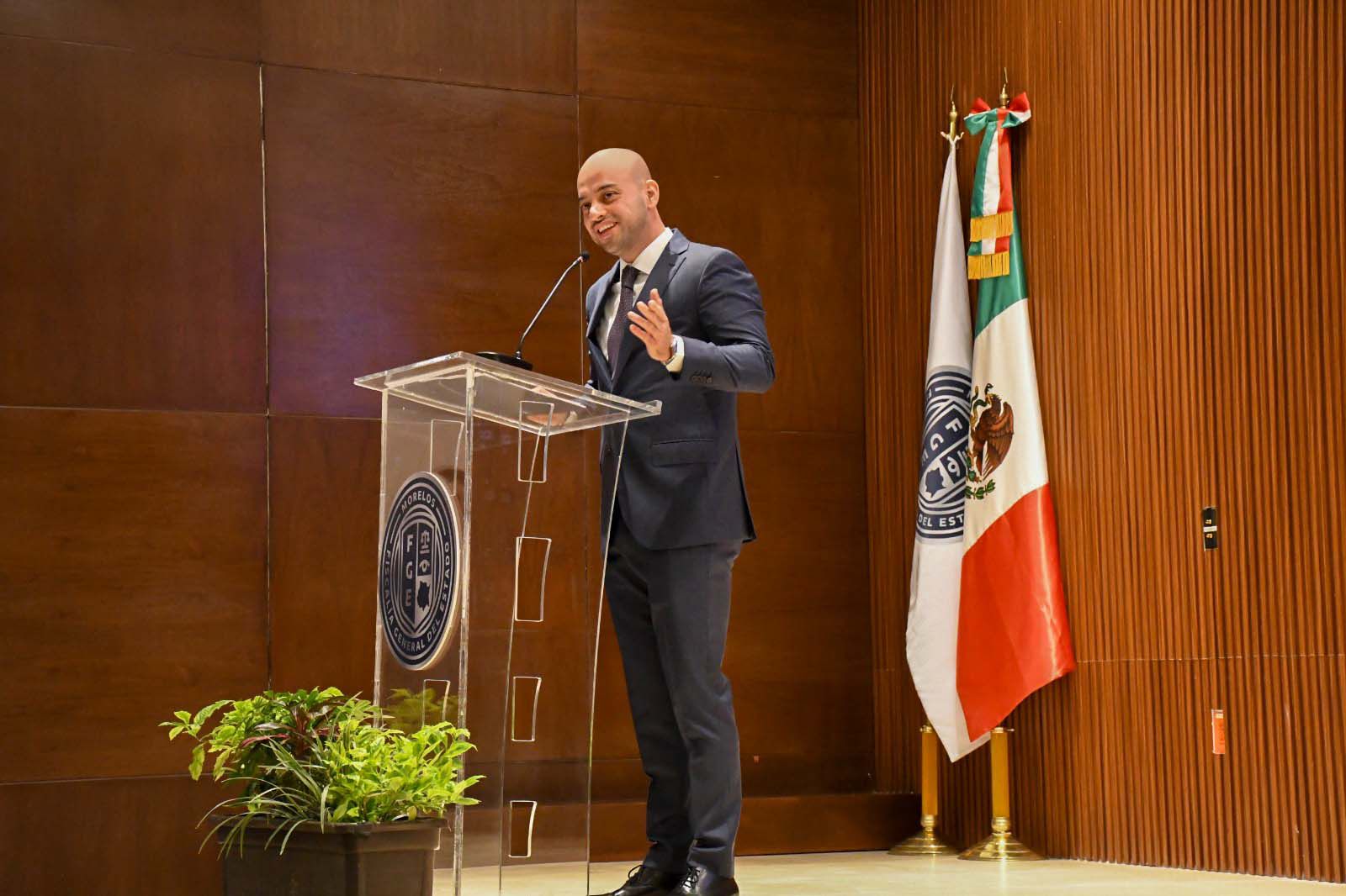 Edgar Maldonado rinde primer informe como fiscal de Morelos