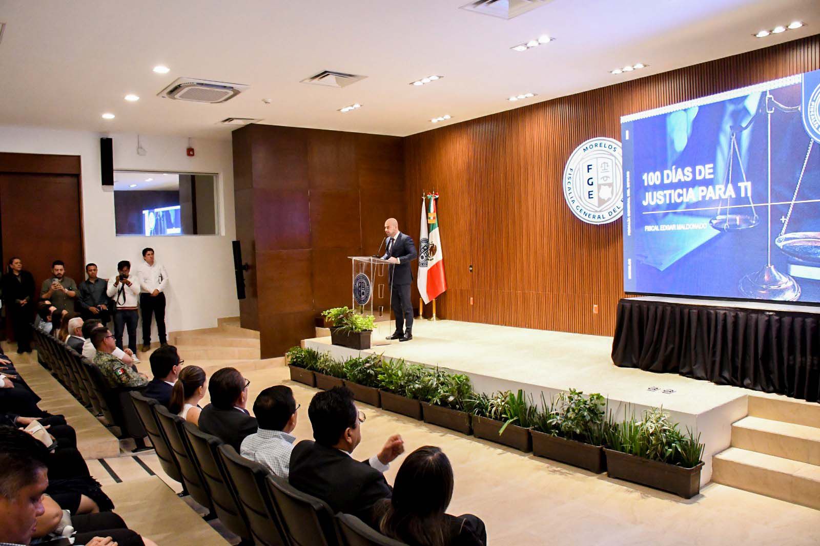 Edgar Maldonado presenta resultados de su trabajo como fiscal