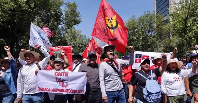 Maestros de la CNTE