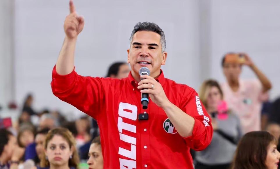 Noorña exhibe hipocresía del PRI por camioneta Volvo