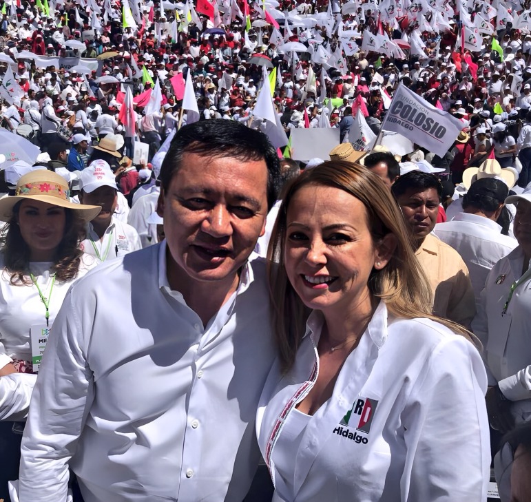 Osorio Chong y Paula Angélica Hernández