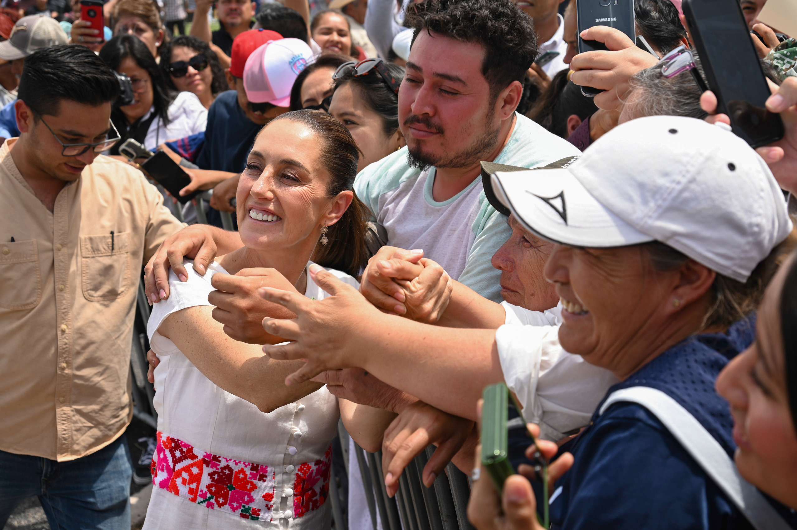 Sheinbaum anuncia aeropuerto de la Huasteca 