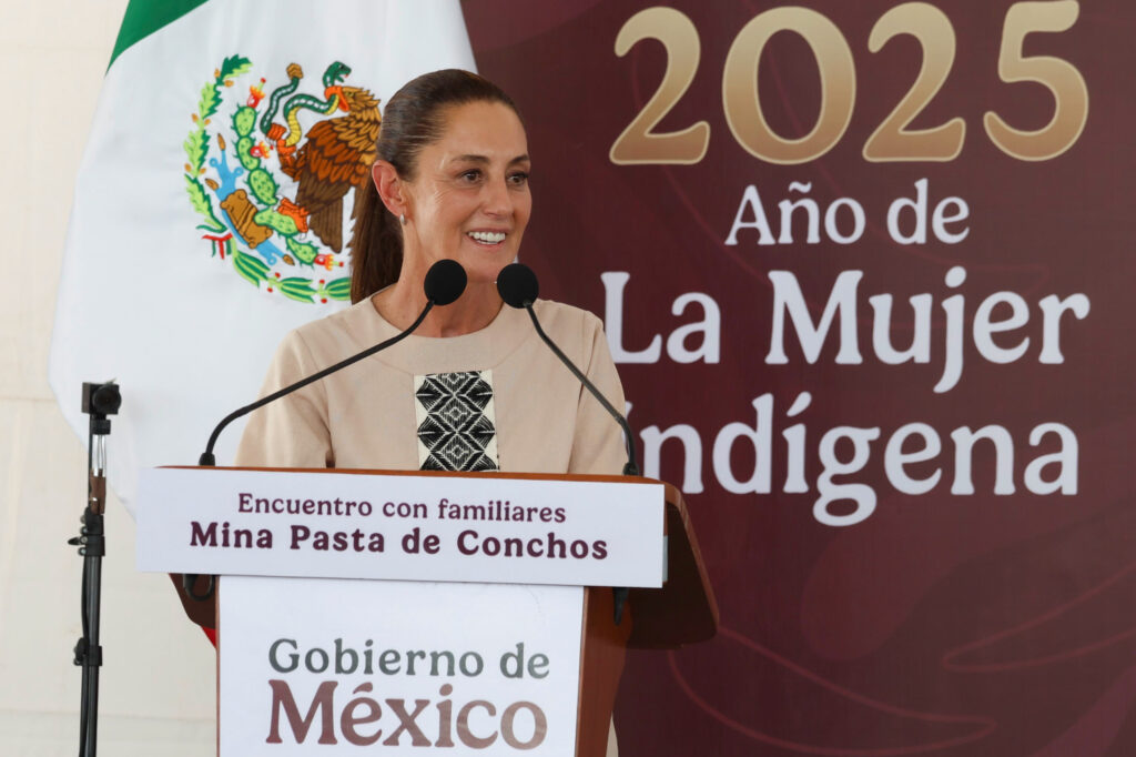 Sheinbaum refrenda su compromiso con familiares de víctimas