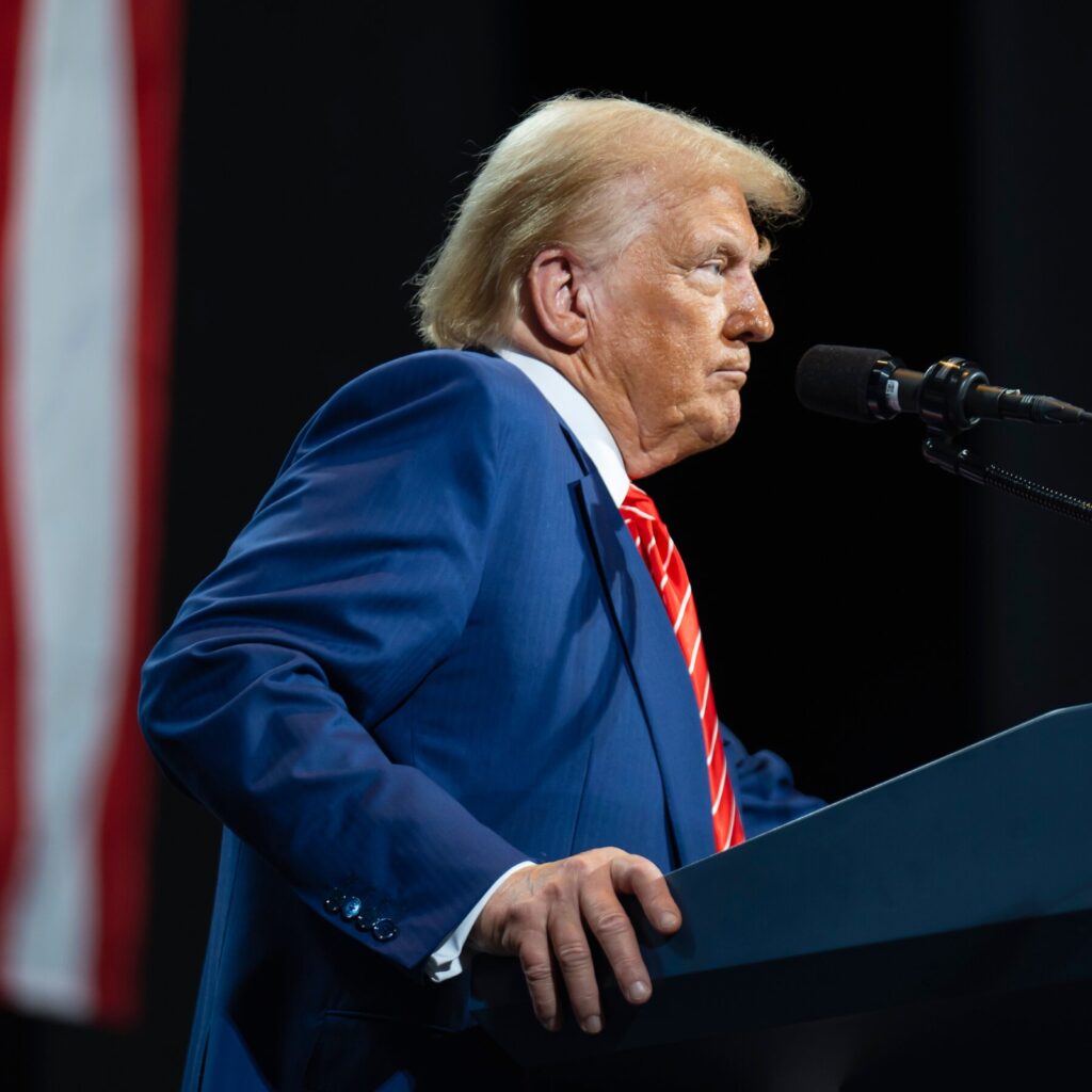 Trump dispuesto a pactar baja arancelaria con China