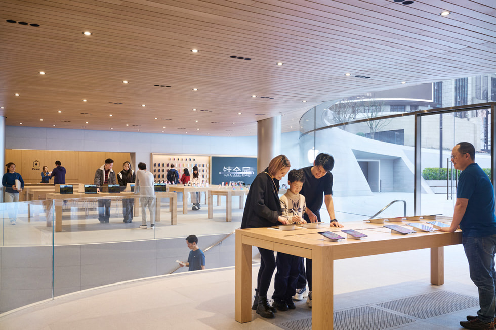 Ventas de Apple en China sufren caída por aranceles de Trump