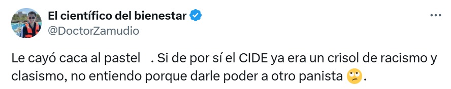 Caca en el pastel