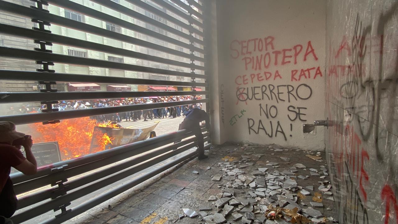 Ceteg irrumpe SNTE