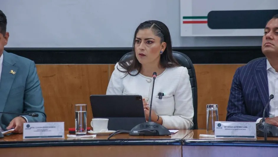 Claudia Rivera, Morena