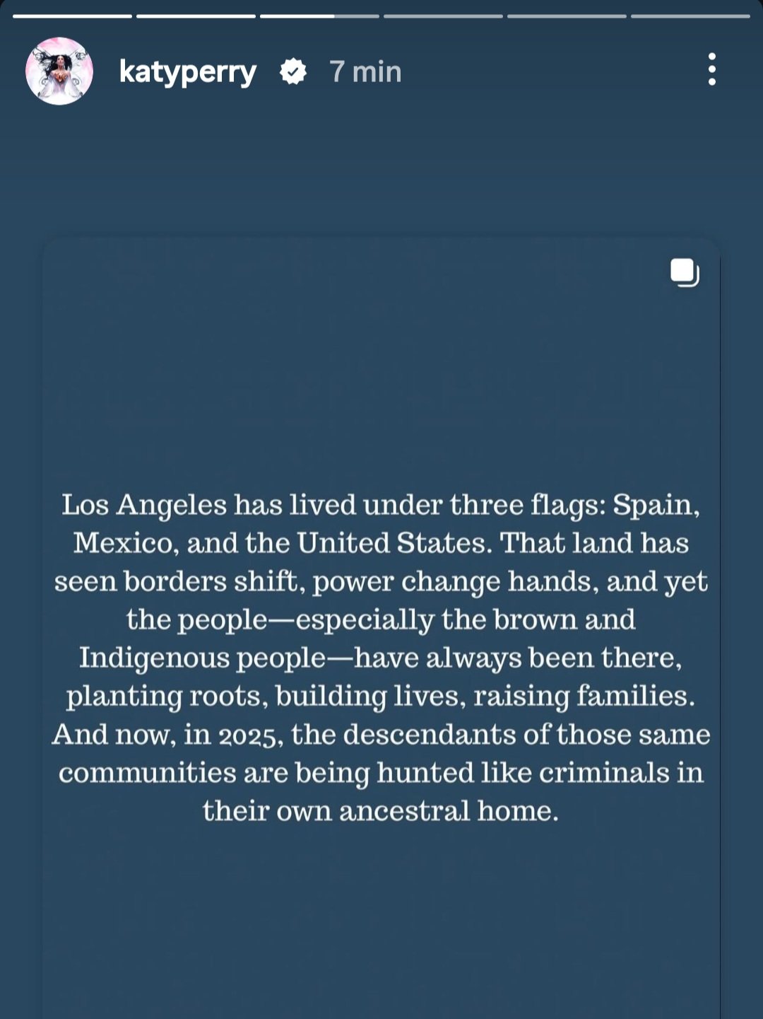Katy Perry apoya migrantes