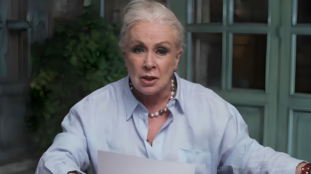 Laura Zapata en Atypical