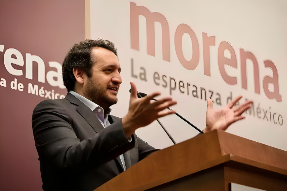 Loret afirma que Andrés Manuel tiene un certificado de impunidad por su nombre