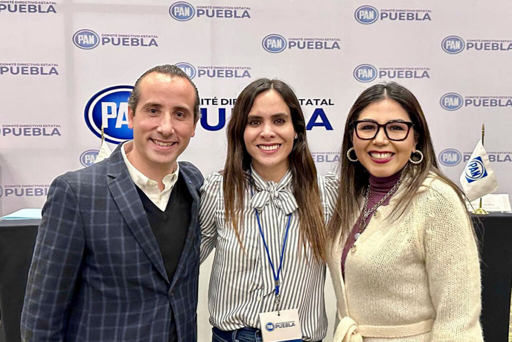 Mario Riestra y dirigentes del PAN