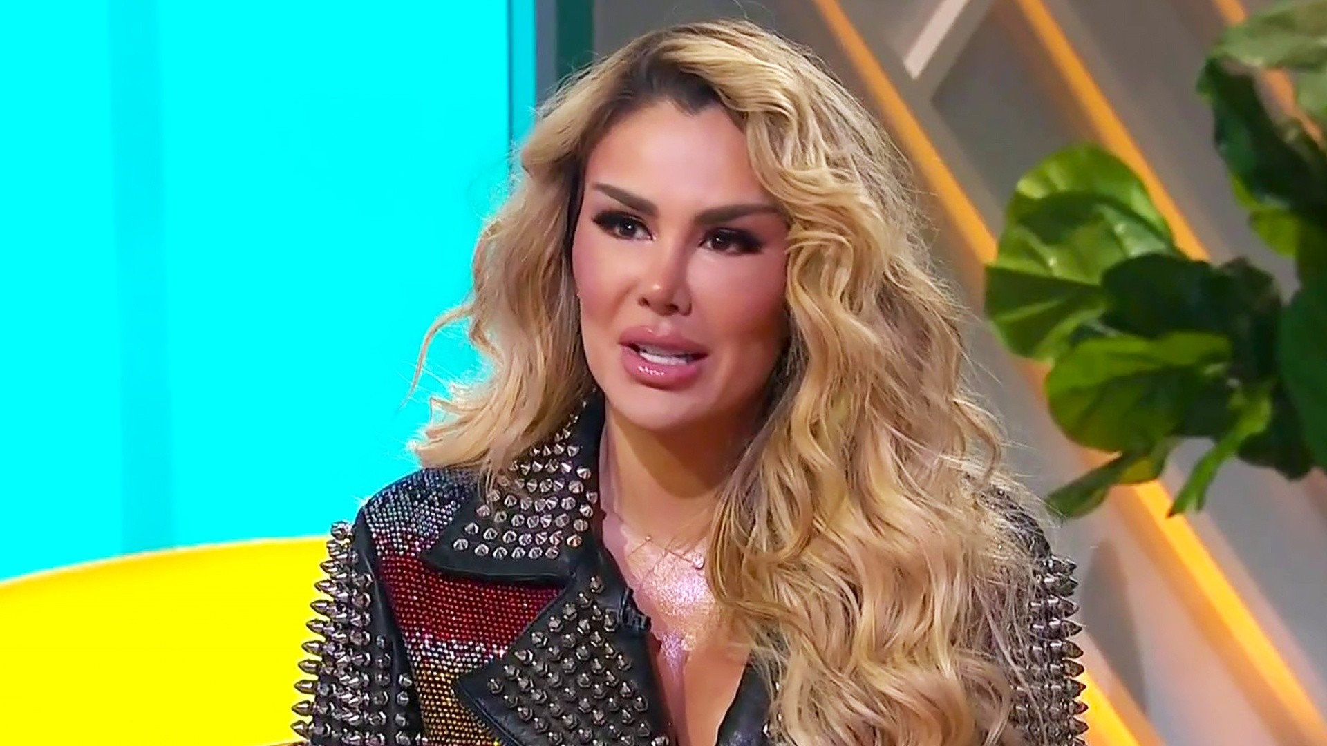 Ninel Conde vs Anabel Hernández